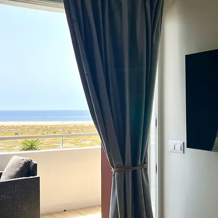 Ocean Touch Apartment